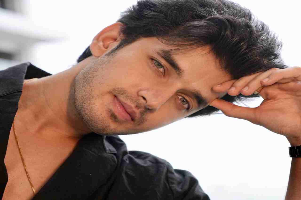 Popular television actor Paras