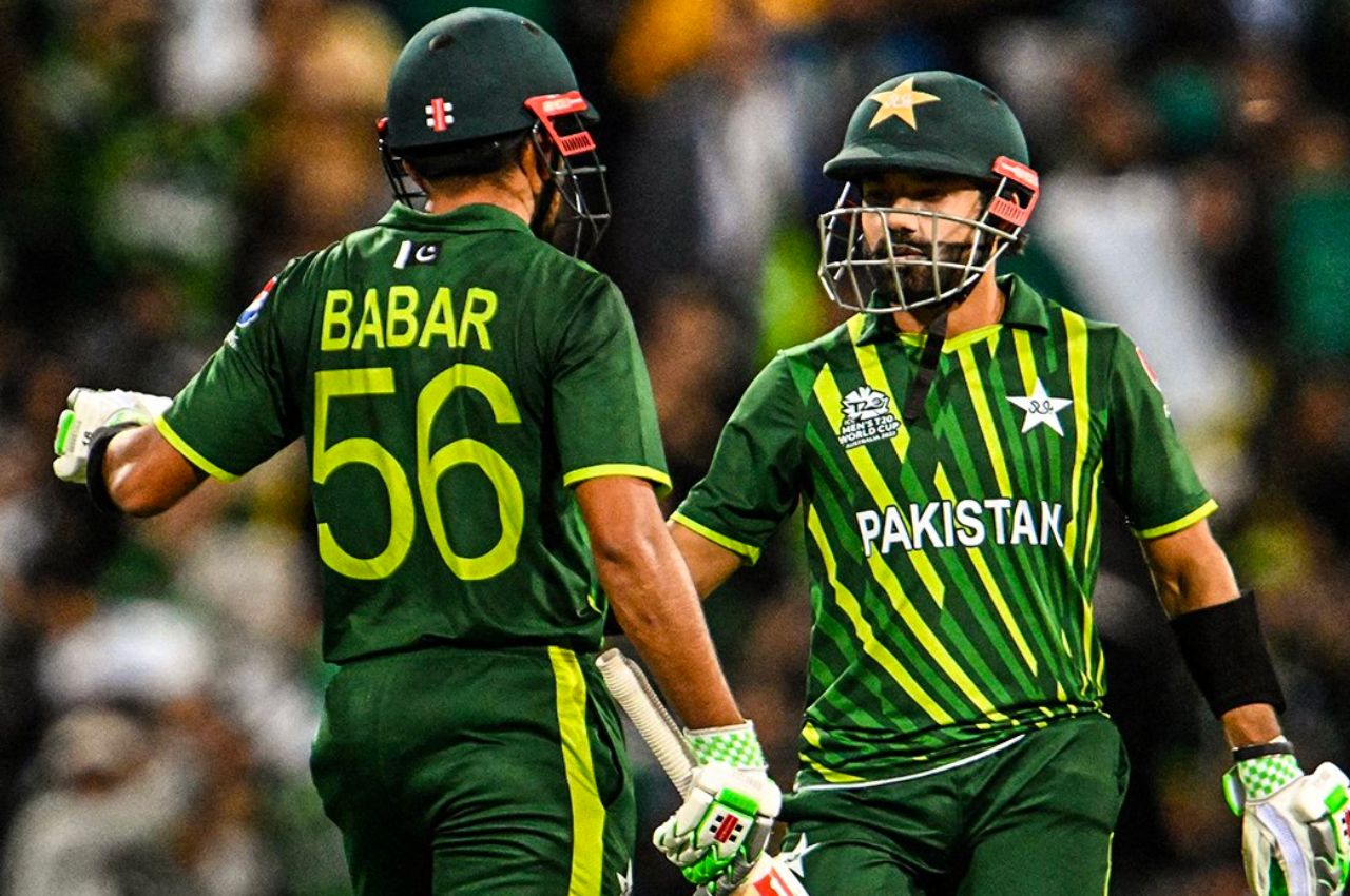 Pakistan reach final