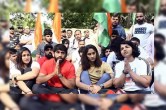 wrestlers protest