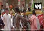 Sachin Pilot arrive at jantar mantar to meet wrestlers