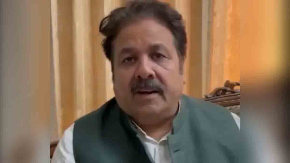 Maha Kumbh 2025: Congress MP Rajeev Shukla Takes Holy Dip At Sangam, Calls It A 'Wonderful Experience'