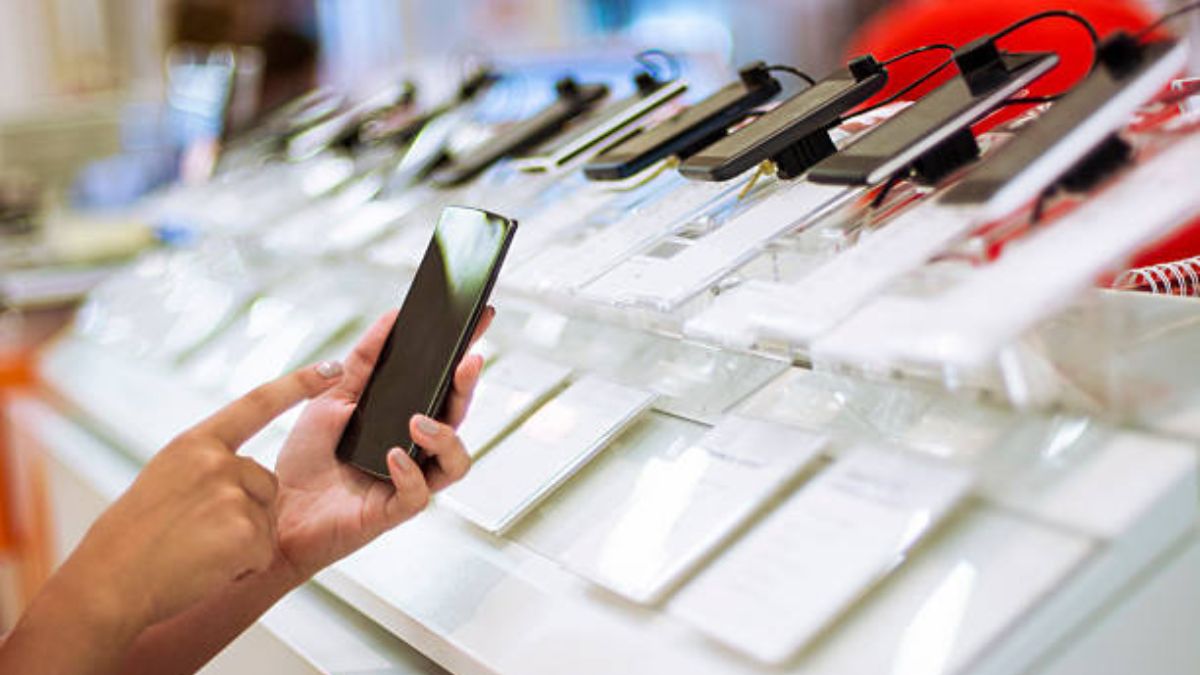 Smartphone manufacturing units