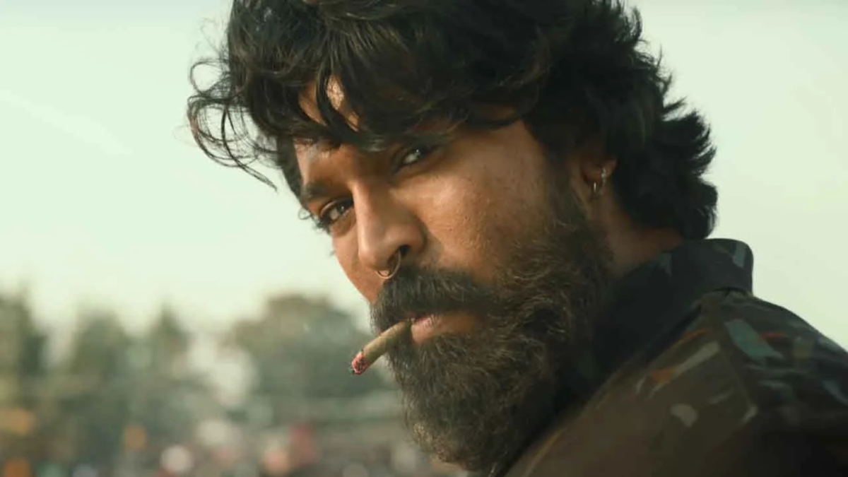 Peddi First Shot in Hindi: Ram Charan To Bring Unique Sports Drama Alongside Janhvi Kapoor